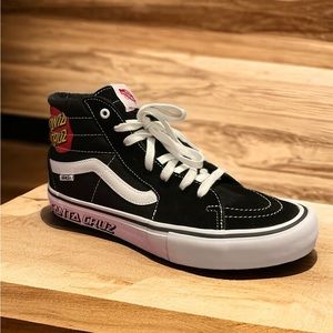 Vans x Santa Cruz Skate high tops Pro Black and White Mens High Tops.